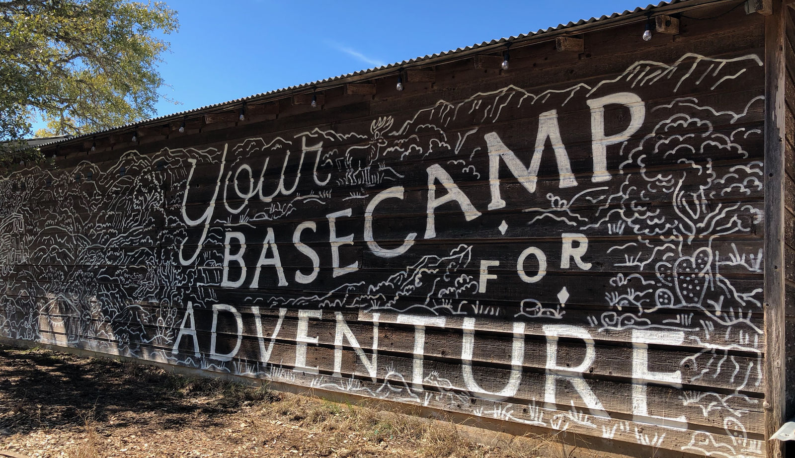 Texas Hill Country Hotel: Cabins & Yurts | Lucky Arrow Retreat