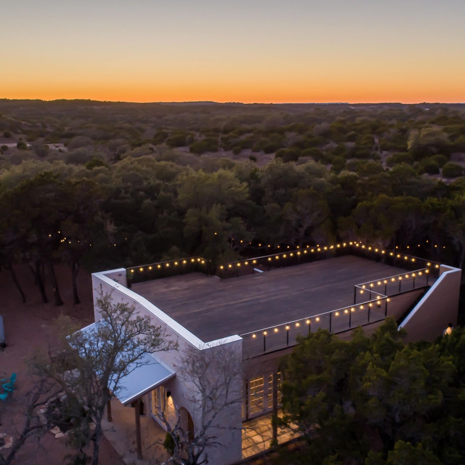 Private Event Center Dripping Springs Texas Hill Country Lucky Arrrow Retreat